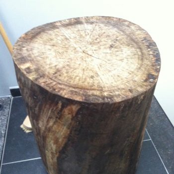 DIY table en tronc d'arbre bûche