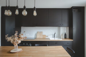 Cuisine salle à manger noire matte