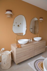Meuble vasque et miroirs salle de bain enfants Après réalisation